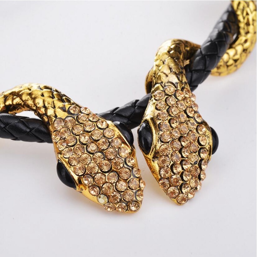Unique Snake Necklace - Picture 2 of 3
